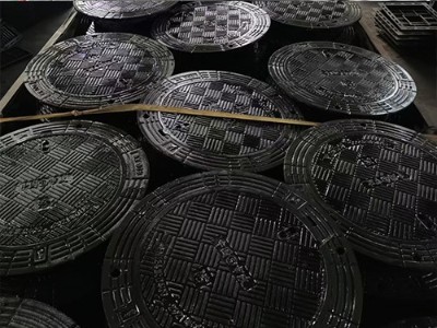 井盖厂家 首选 无锡千柏 EN124 C250 井盖 φ500X500mm 格栅井盖
