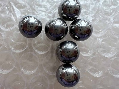 YG8-Ball-1