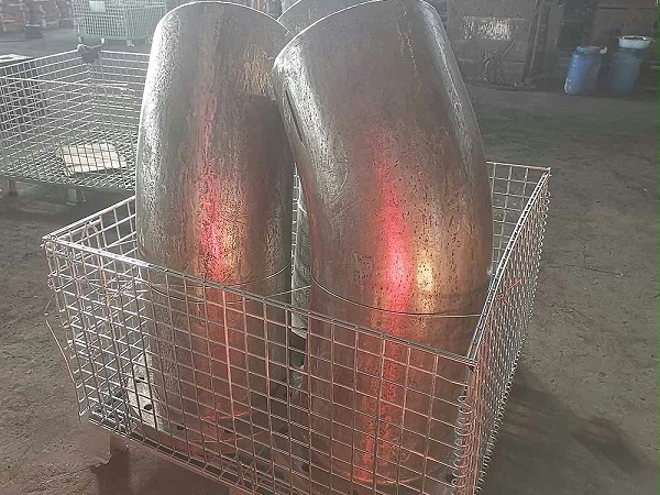 Carbon-steel-elbow-2