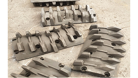 高锰钢衬板：工业耐磨领域的硬核防护件